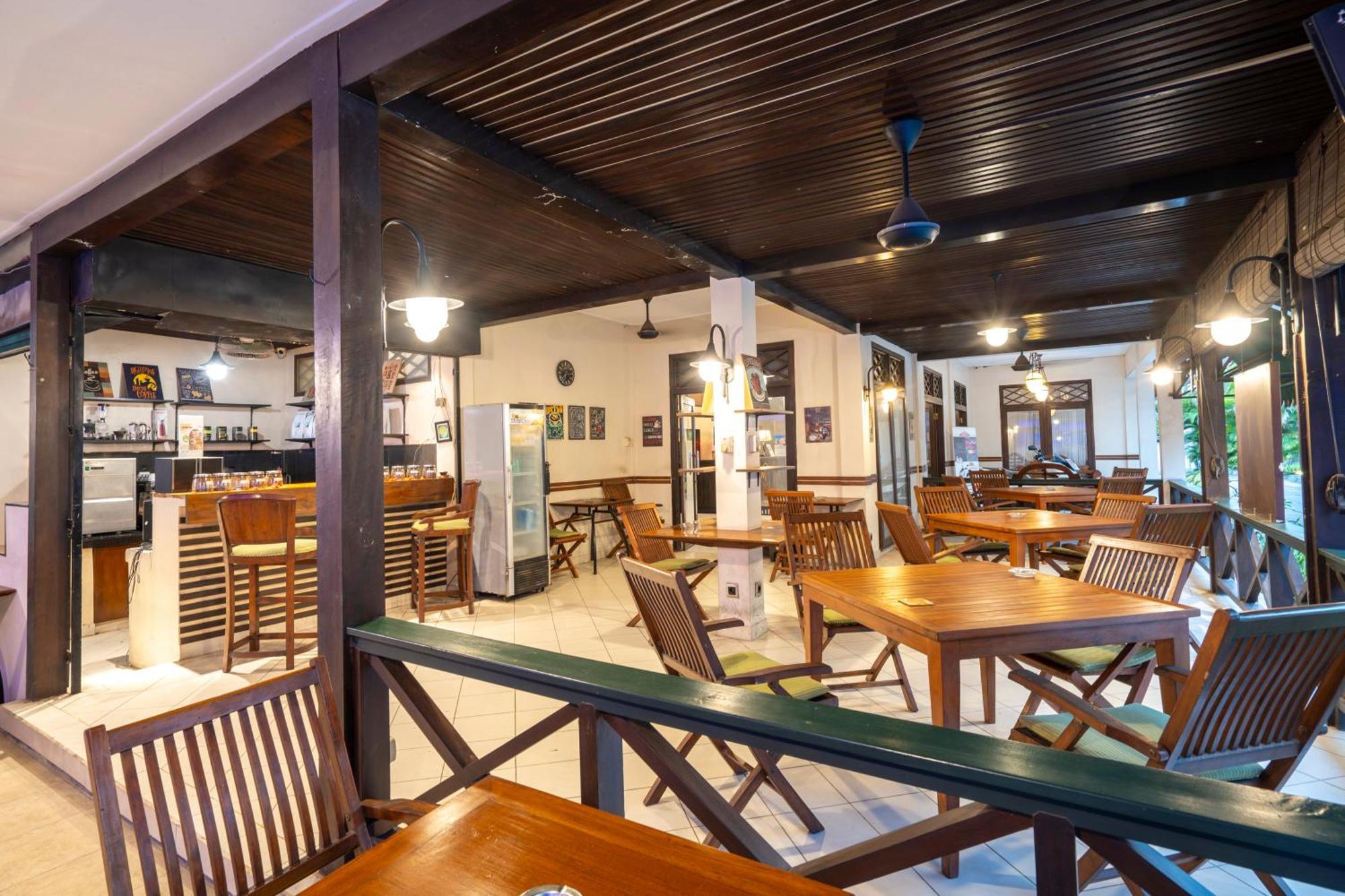 Samawa Transit Hotel Sumbawa Besar Εξωτερικό φωτογραφία